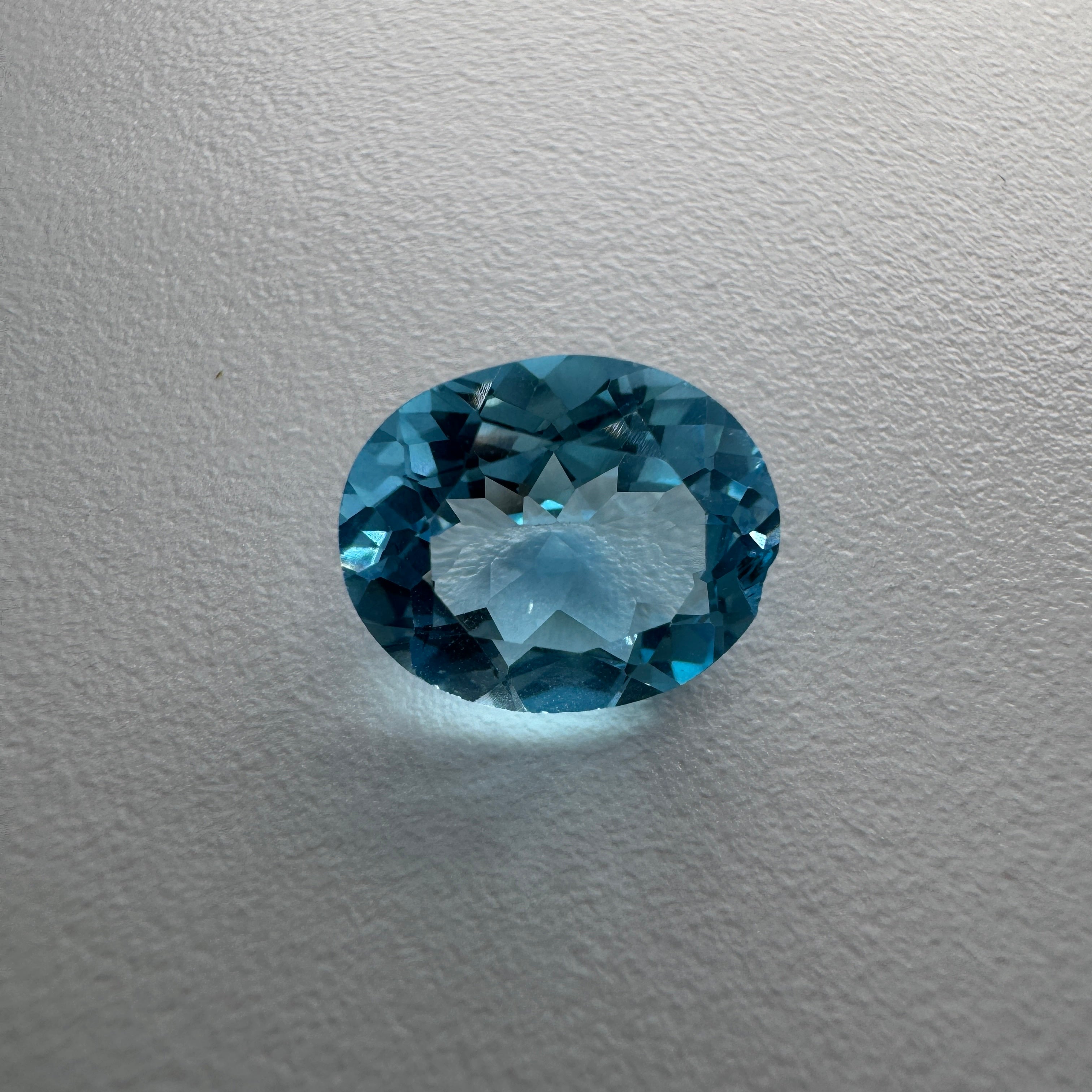 ロンドンブルートパーズ ブラジル産 1.82ct[240326796]8.8x6.2mm