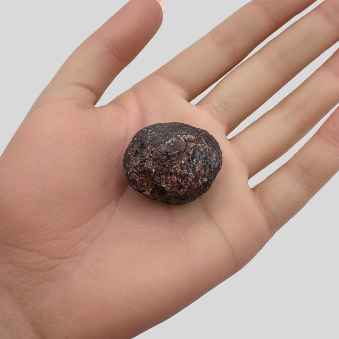 Natural Red Garnet Rough Stone 48 Gram (240 Carats) 25x30mm Size