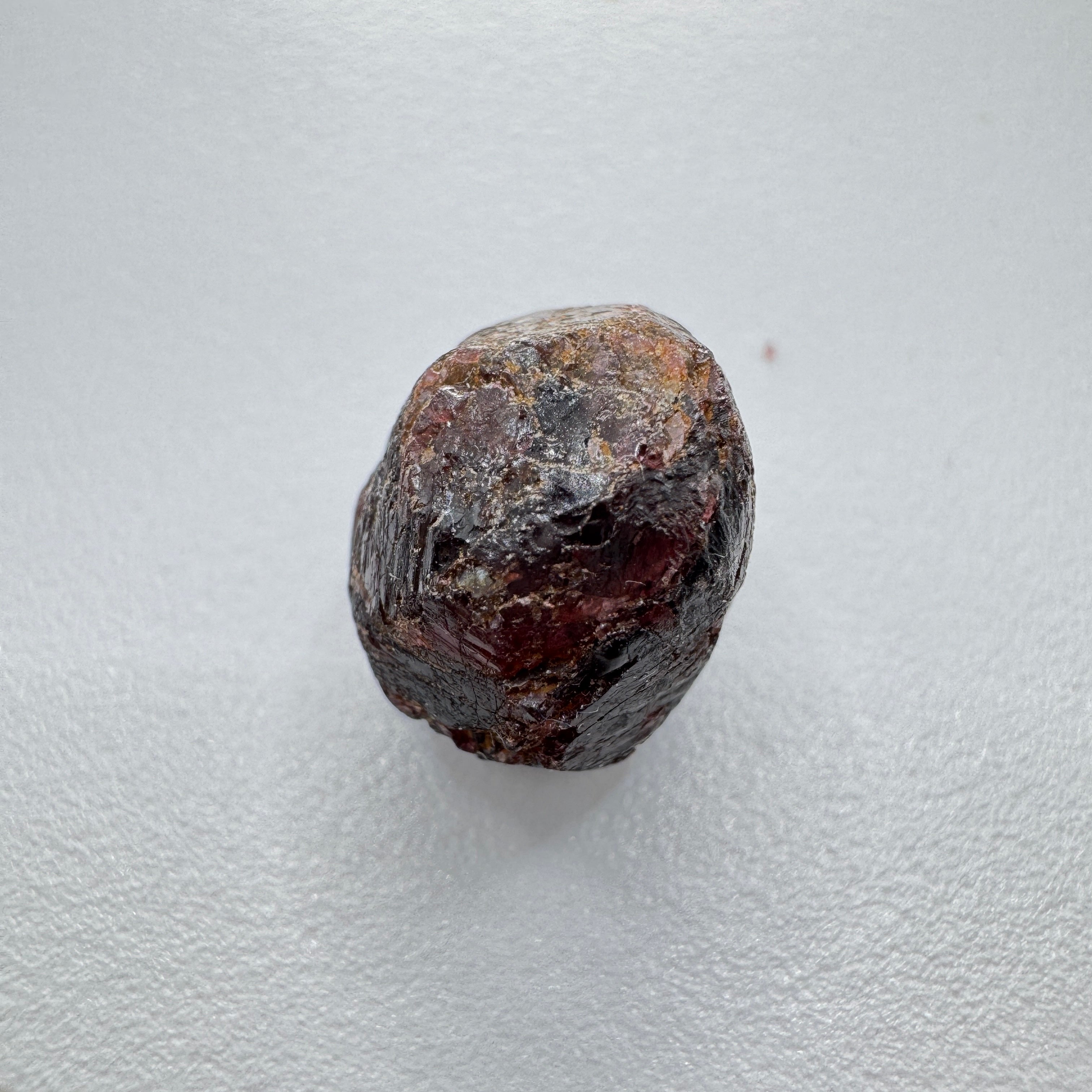 Rough Uncut Garnet Stone 20.10 Carats 12.9x10.7mm Size